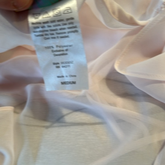 One  piece sheer Robe - Picture 7 of 8